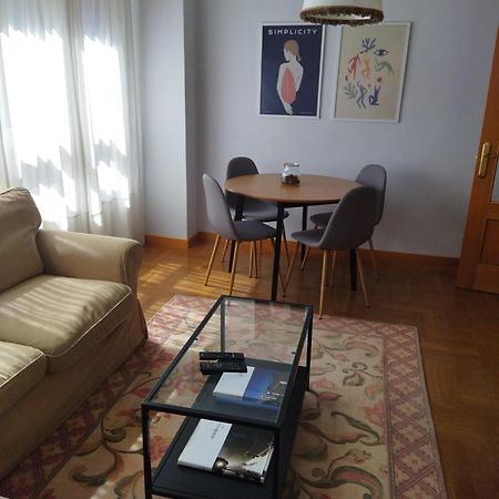 Centrico Apartamento Oviedo Parking Y Wifi Gratuitos Admite Mascotas Exterior photo
