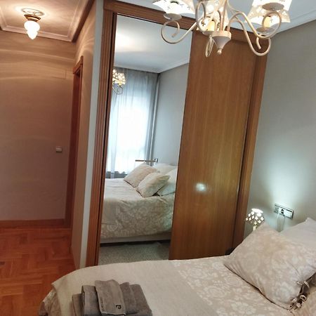 Centrico Apartamento Oviedo Parking Y Wifi Gratuitos Admite Mascotas Exterior photo