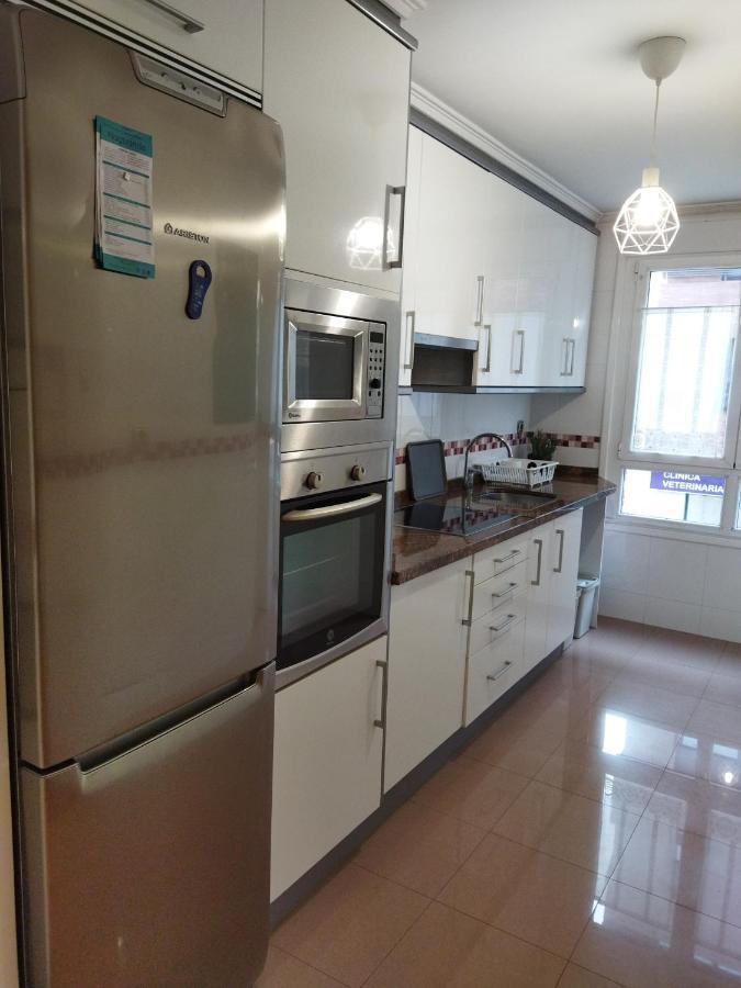 Centrico Apartamento Oviedo Parking Y Wifi Gratuitos Admite Mascotas Exterior photo